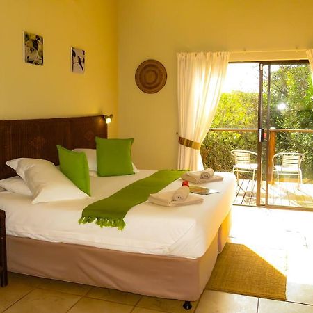 Umkhumbi Lodge Хлухлуве Екстериор снимка