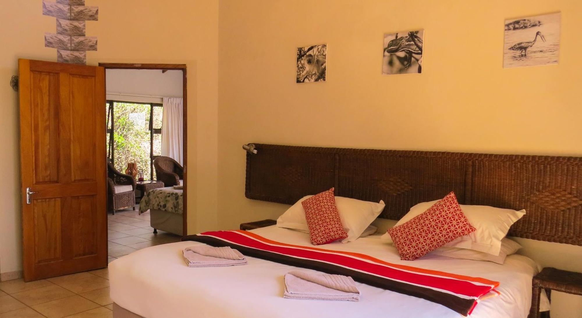 Umkhumbi Lodge Хлухлуве Екстериор снимка